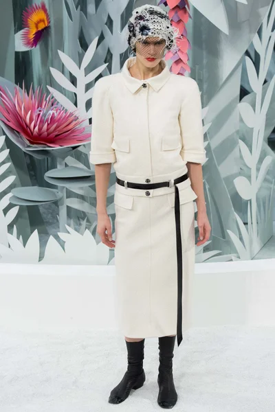Look 20